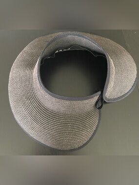 Adjustable Gray Straw Visor for Women - Sun Shield